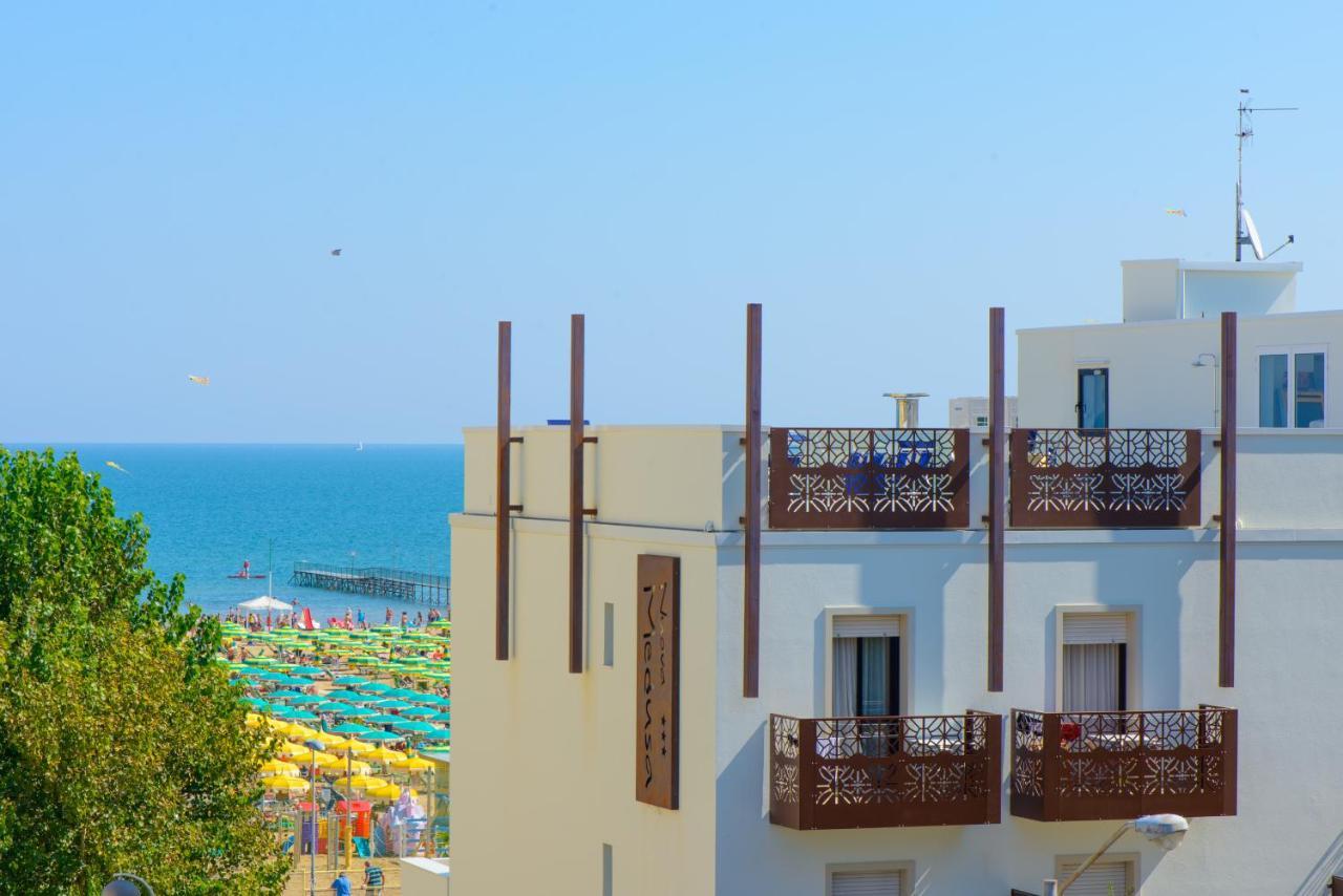Hotel Nuova Medusa Rimini Exterior photo