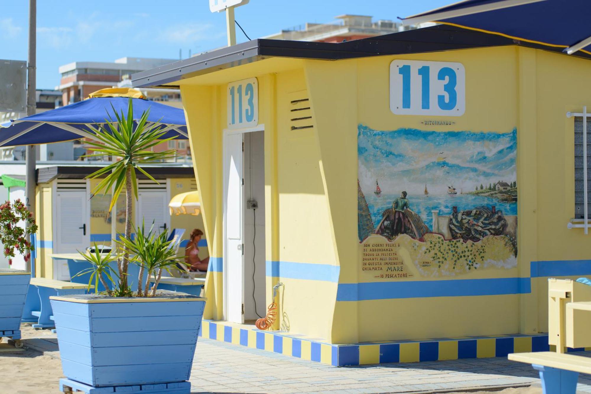 Hotel Nuova Medusa Rimini Exterior photo